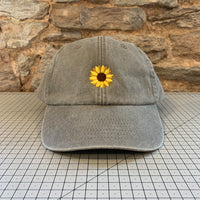 Load image into Gallery viewer, Embroidered Motif Cap - Sunflower
